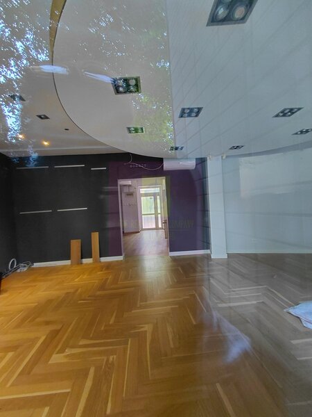 Spatiu comercial stradal Bd.Unirii stradal